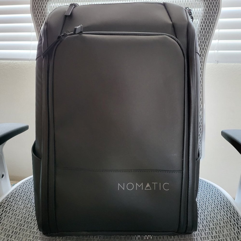 Nomatic Travel Pack 20-30L